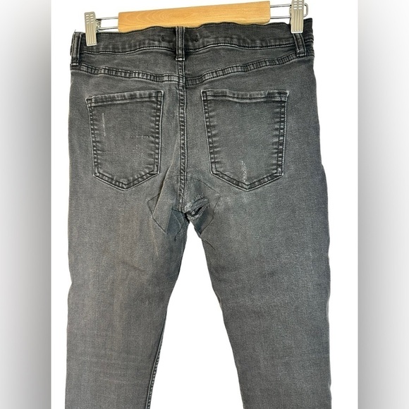 Free People Women's Skinny Stretch Distressed Charcoal Wash Raw Hem Sz. …​​​ - Picture 9 of 13